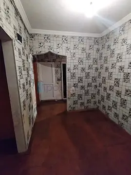 Satılır 2 otaqlı köhnə tikili 79 m²