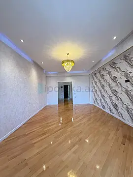 Satılır 3 otaqlı yeni tikili 135 m²