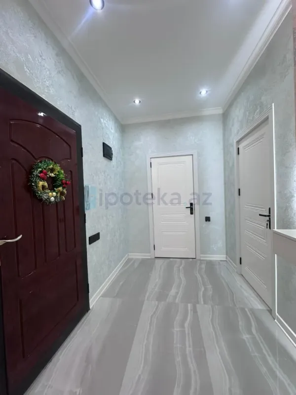 Satılır 3 otaqlı yeni tikili 125 m²