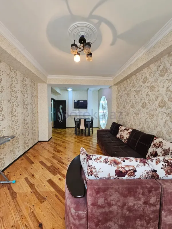 Satılır 2 otaqlı yeni tikili 73 m²