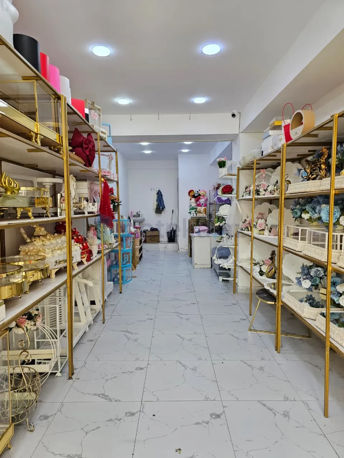 Satılır 1 otaqlı obyekt 40 m²