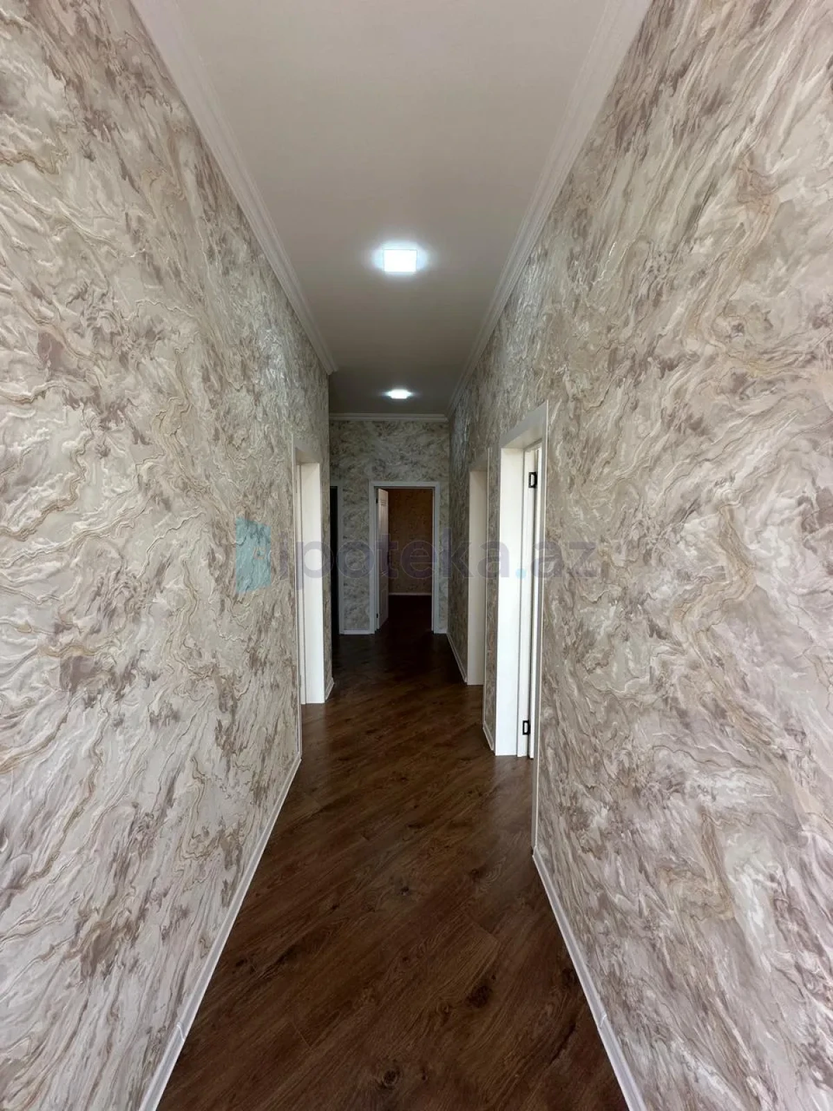 Satılır 4 otaqlı həyət evi 100 m²