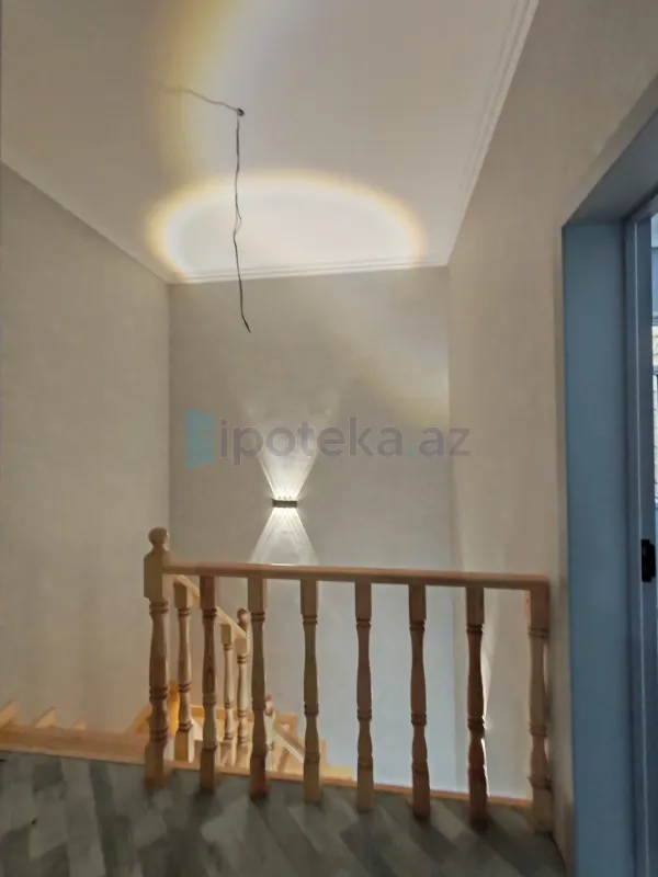 Satılır 5 otaqlı həyət evi 100 m²