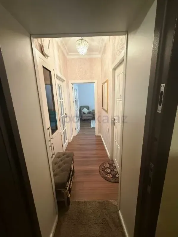 Satılır 3 otaqlı köhnə tikili 70 m²