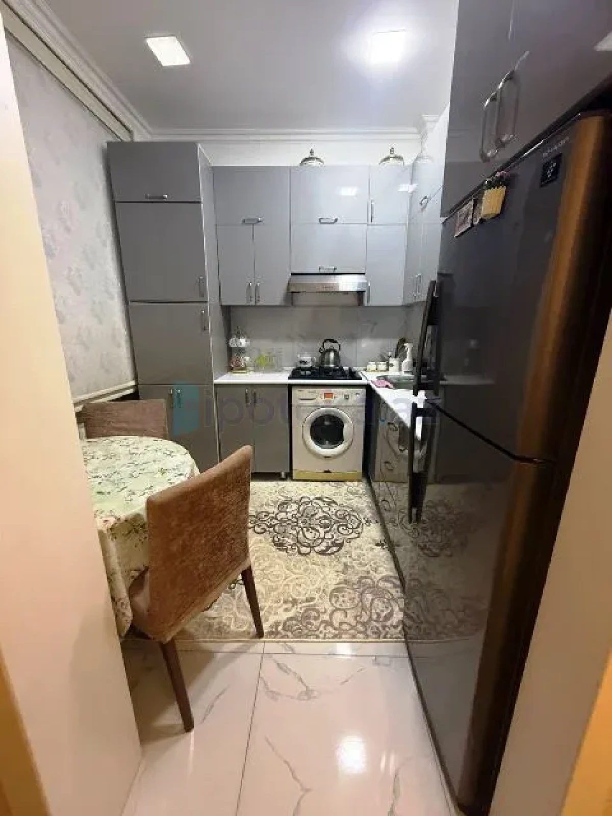 Satılır 3 otaqlı köhnə tikili 70 m²