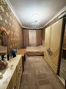 Satılır 3 otaqlı köhnə tikili 70 m²