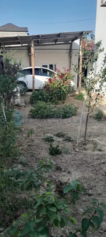 Satılır 4 otaqlı həyət evi 140 m²
