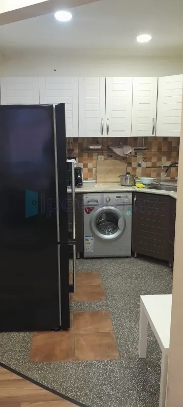 Satılır 4 otaqlı həyət evi 140 m²