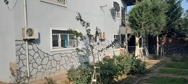 Satılır 4 otaqlı həyət evi 140 m²