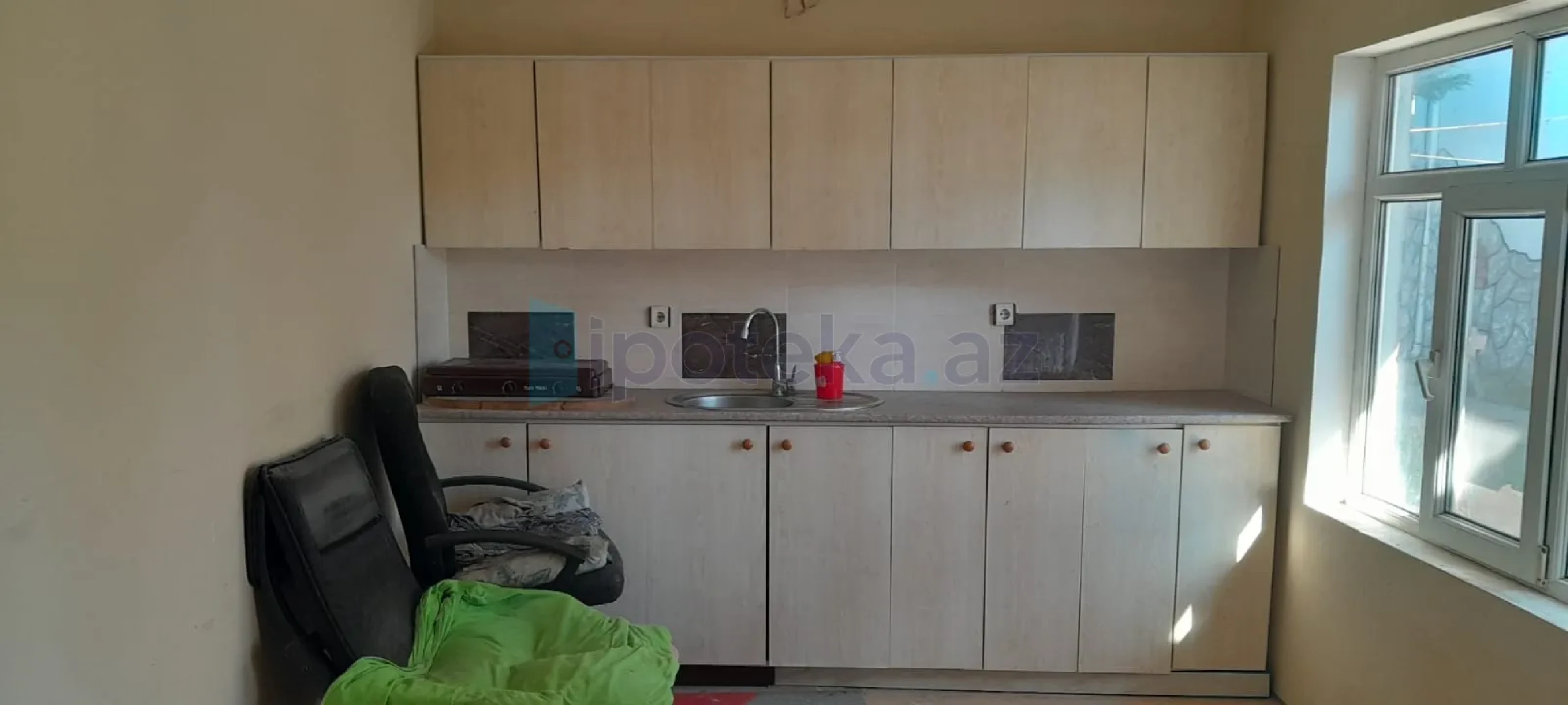 Satılır 4 otaqlı həyət evi 140 m²