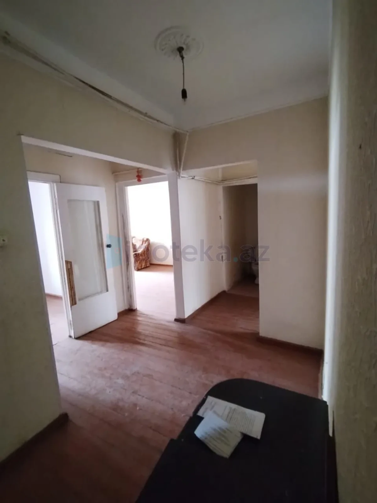 Satılır 2 otaqlı köhnə tikili 62 m²