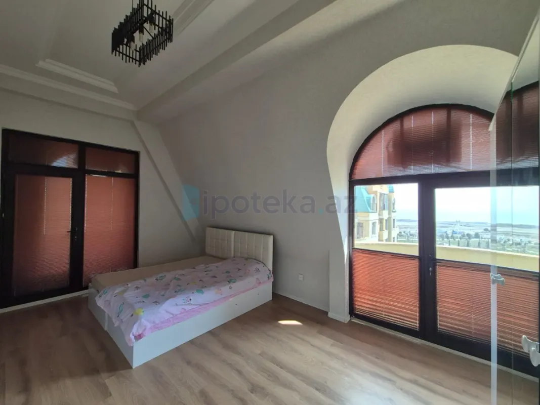 Satılır 3 otaqlı yeni tikili 126 m²