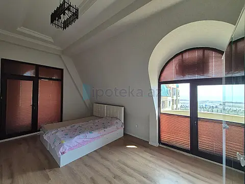 Satılır 3 otaqlı yeni tikili 126 m²