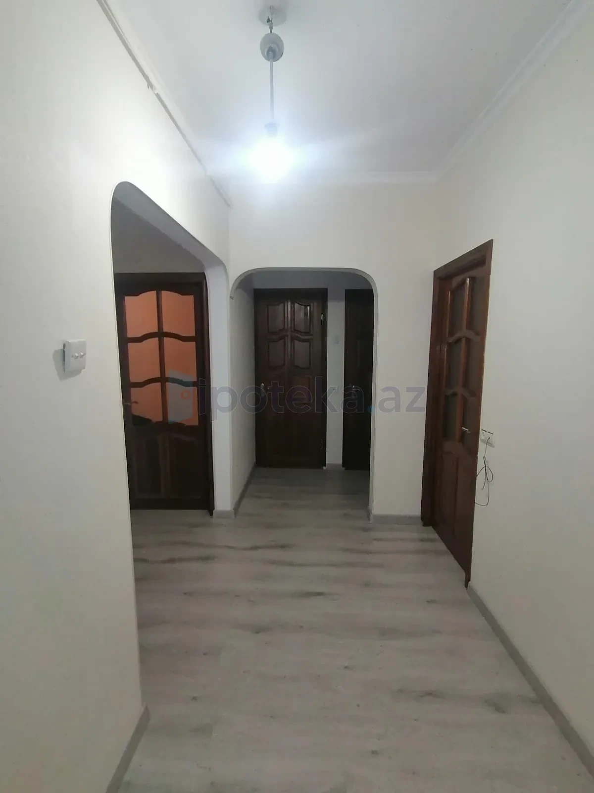 Satılır 3 otaqlı köhnə tikili 77.7 m²