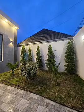 Satılır 3 otaqlı mənzil 120 m²