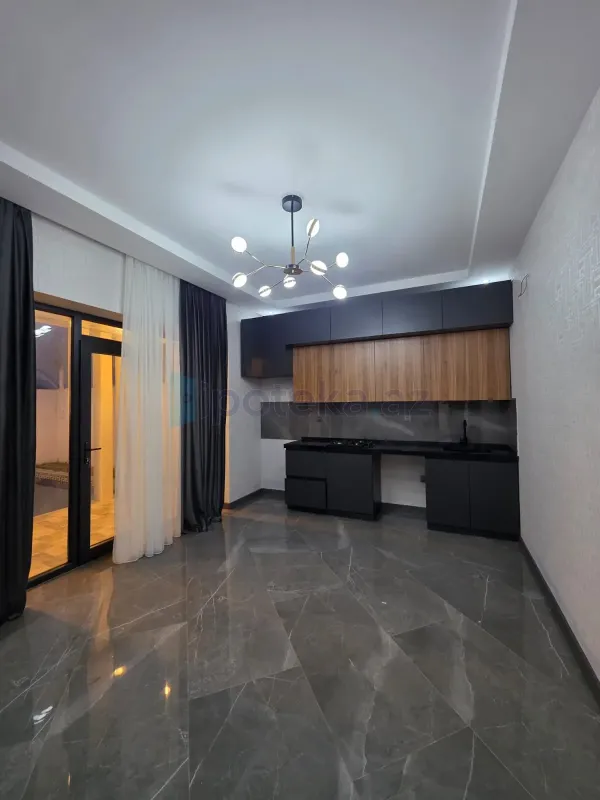 Satılır 3 otaqlı mənzil 120 m²