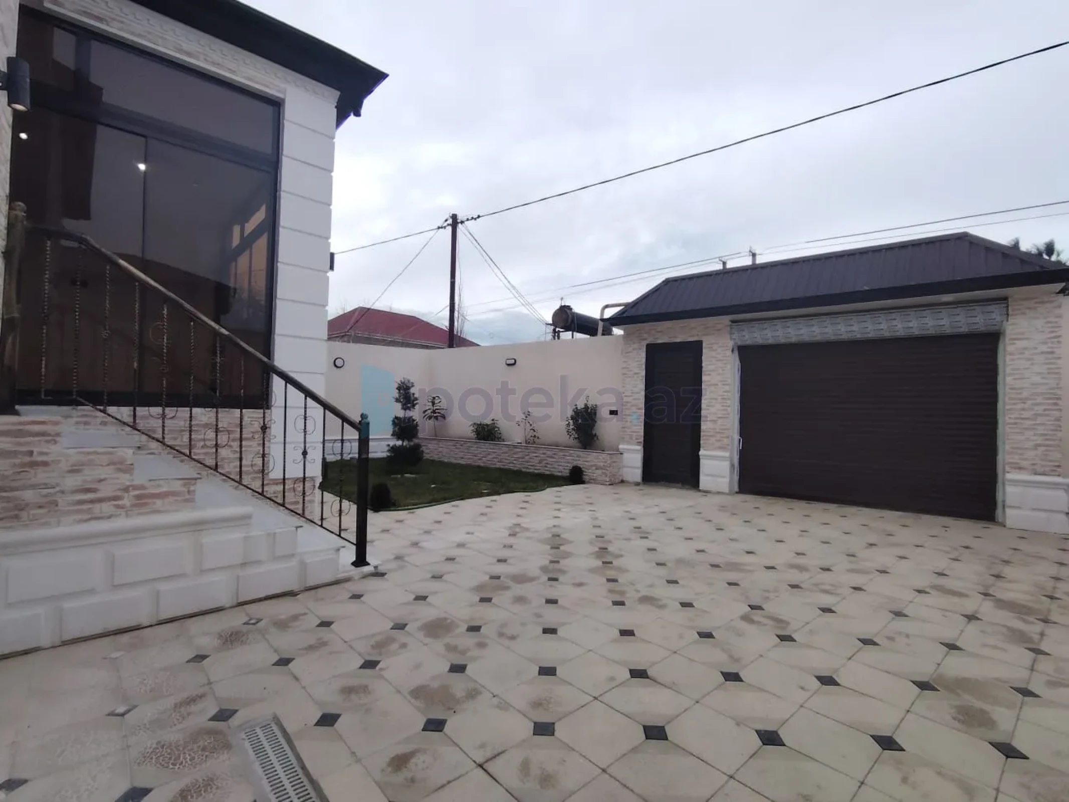 Satılır 4 otaqlı həyət evi 100 m²