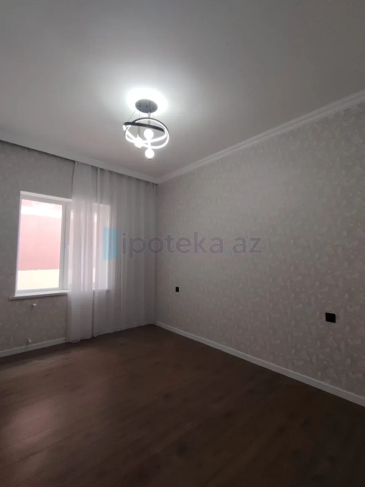 Satılır 4 otaqlı həyət evi 100 m²
