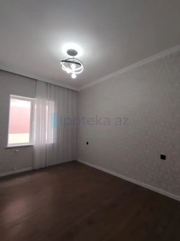 Satılır 4 otaqlı həyət evi 100 m²