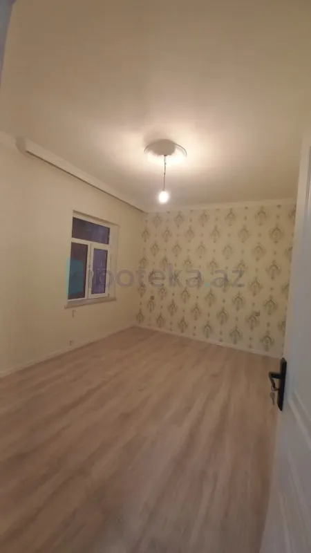 Satılır 5 otaqlı həyət evi 150 m²