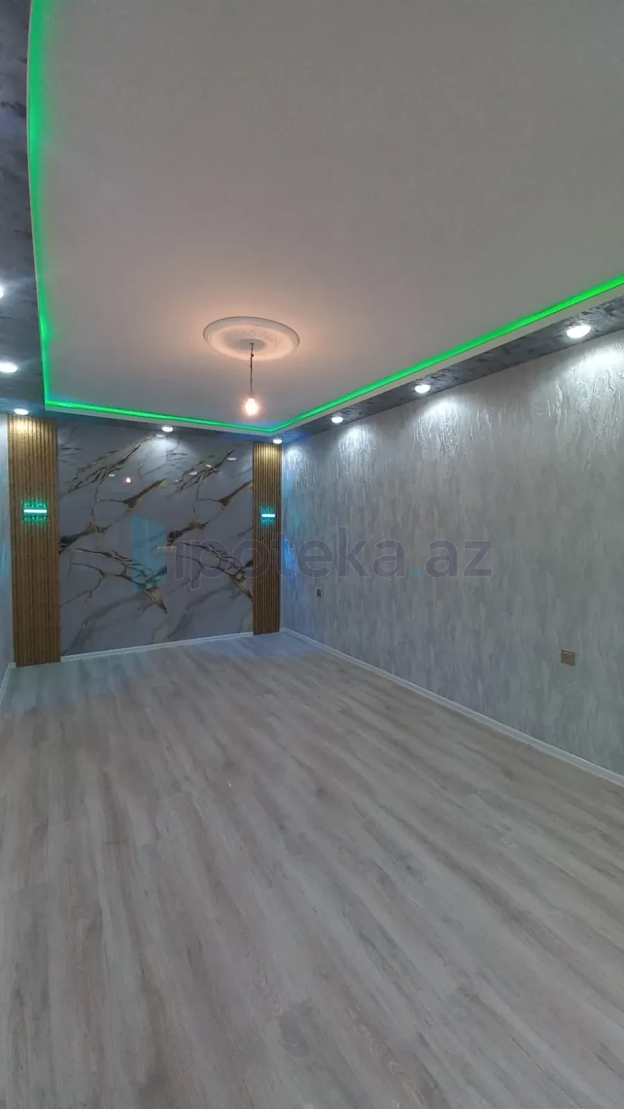 Satılır 5 otaqlı həyət evi 150 m²