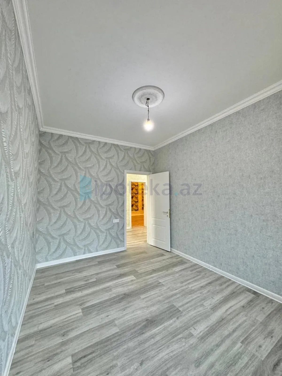 Satılır 5 otaqlı həyət evi 220 m²