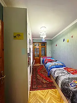 Satılır 3 otaqlı köhnə tikili 80 m²