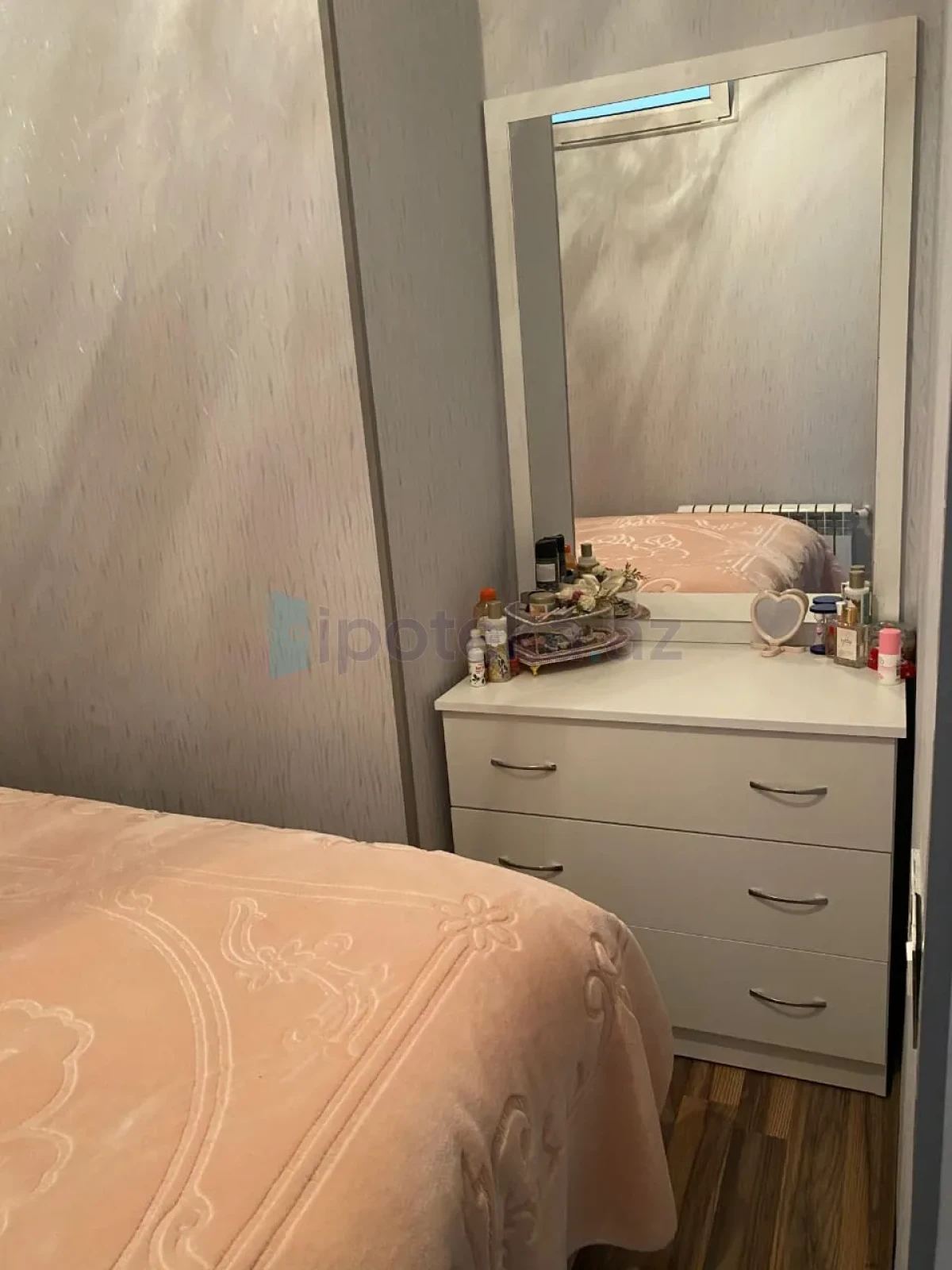 Satılır 2 otaqlı yeni tikili 56 m²