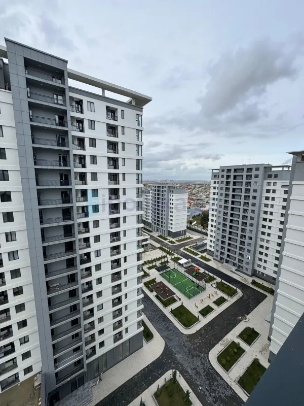 Satılır 4 otaqlı yeni tikili 175 m²