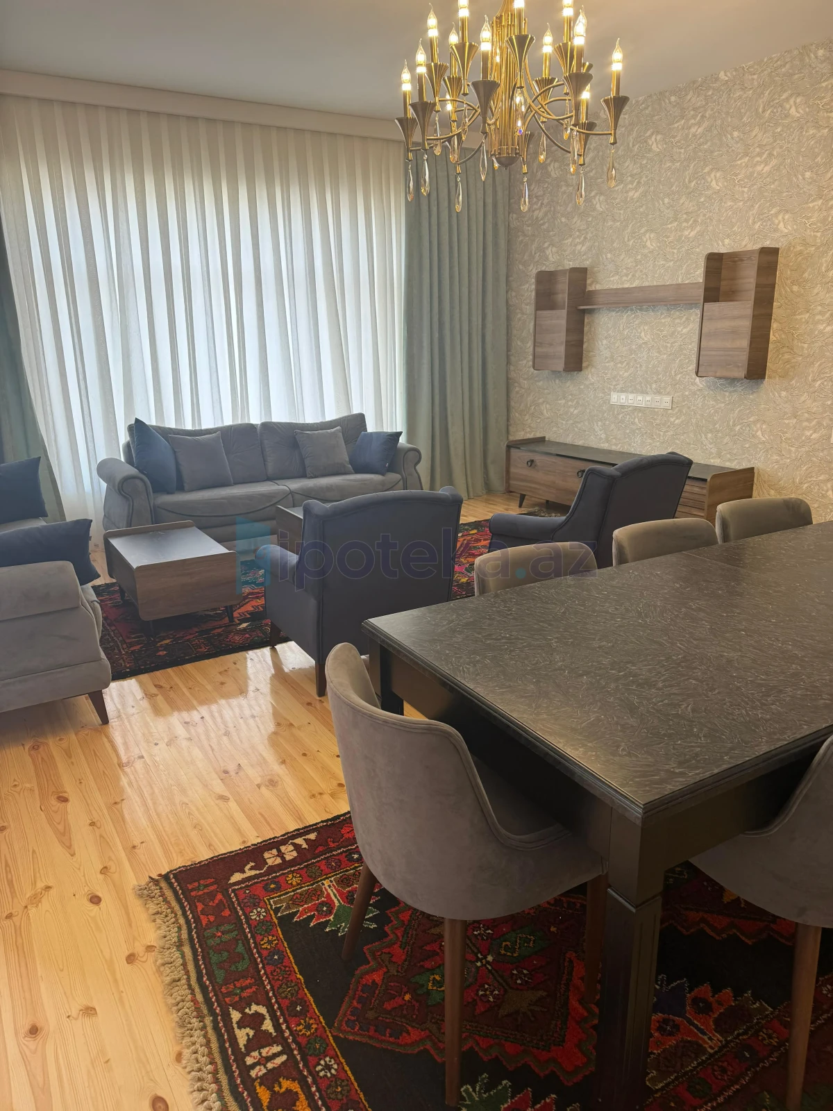 Satılır 5 otaqlı həyət evi 230 m²