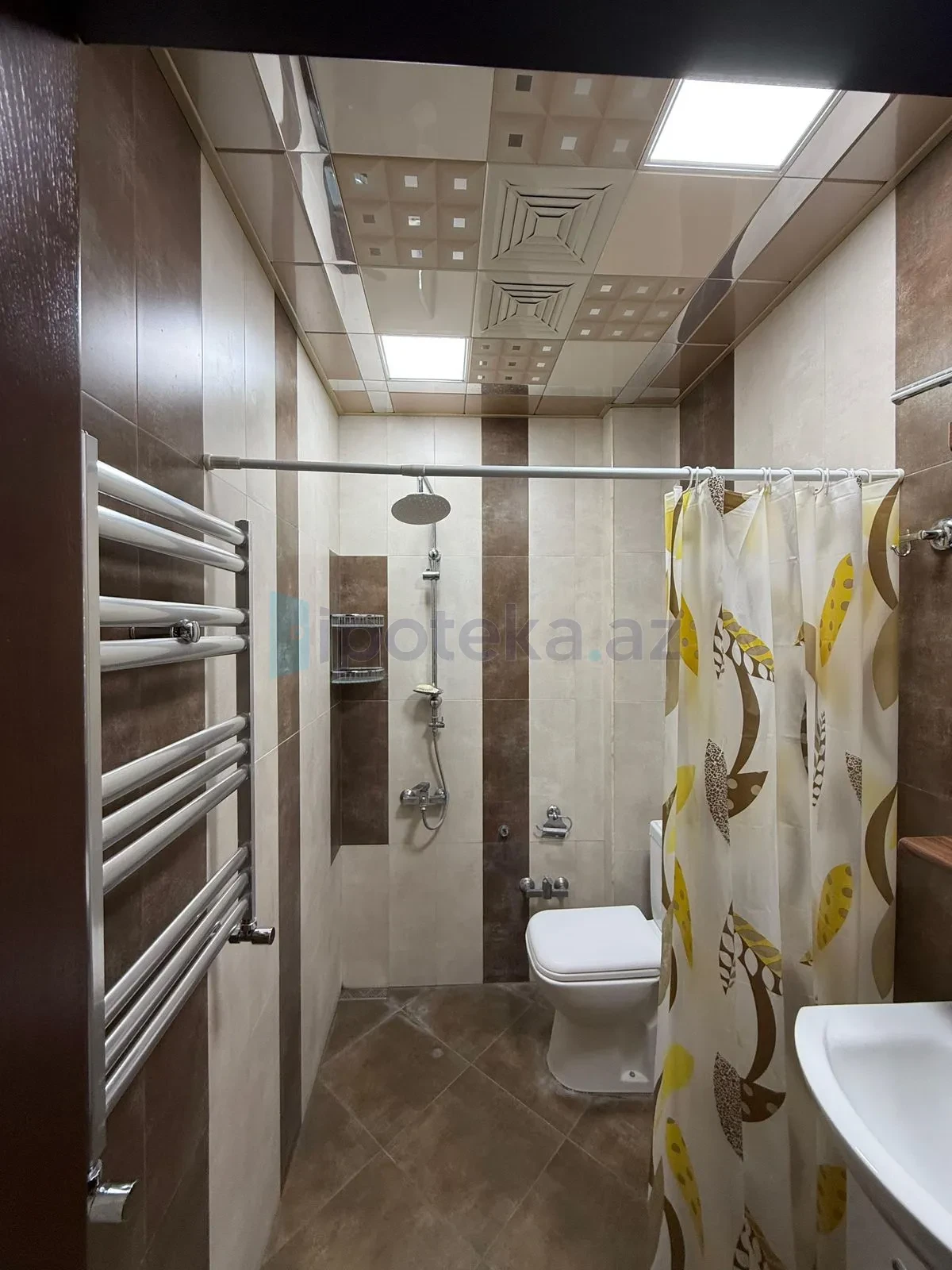 Satılır 3 otaqlı yeni tikili 110 m²