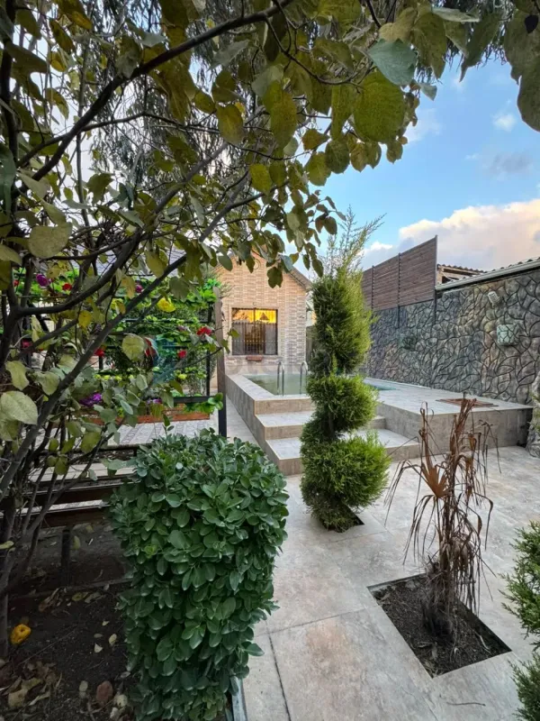 Satılır 3 otaqlı həyət evi 168 m²