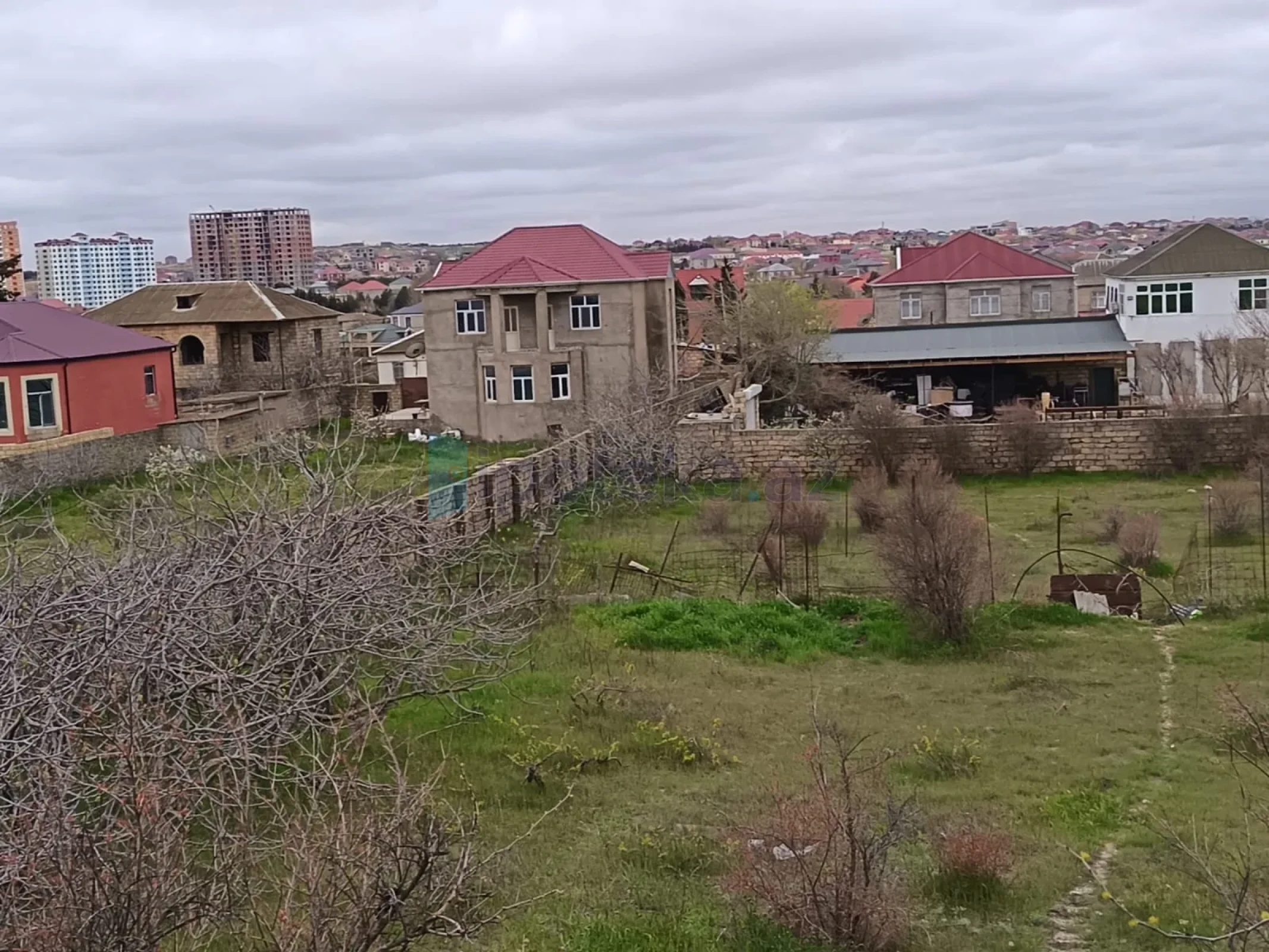 Satılır torpaq sahəsi 12 m²