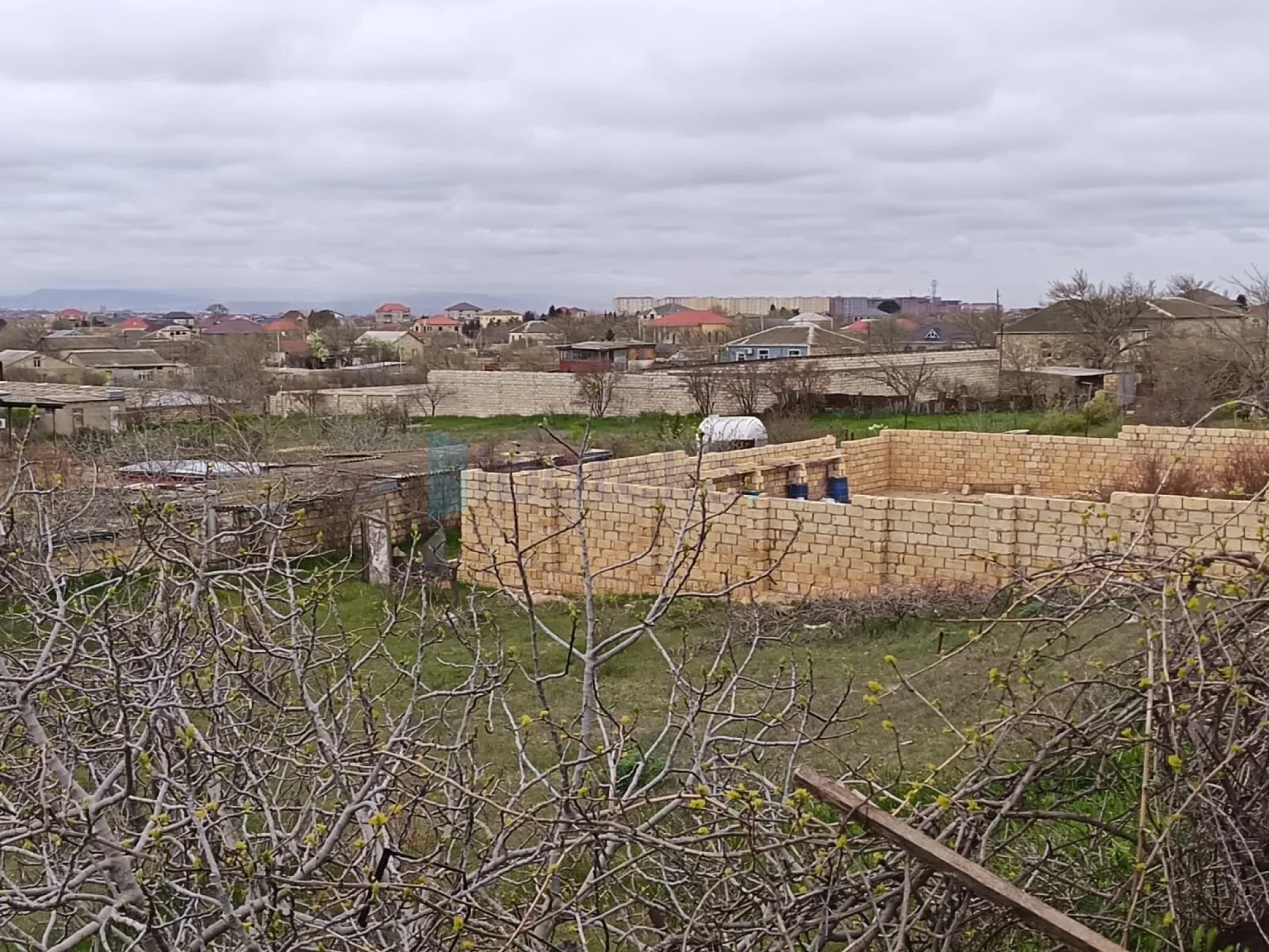 Satılır torpaq sahəsi 12 m²