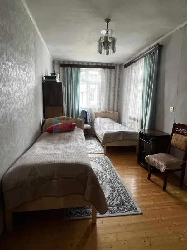 Satılır 7 otaqlı həyət evi 125 m²