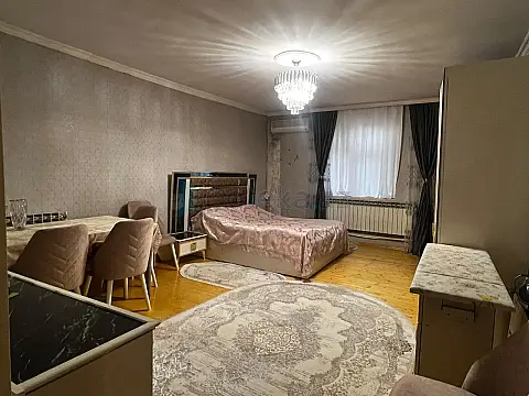 Satılır 7 otaqlı həyət evi 125 m²