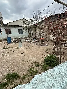 Satılır 7 otaqlı həyət evi 125 m²