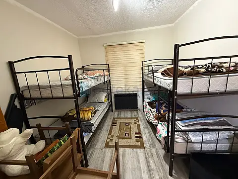 Satılır 6 otaqlı həyət evi 200 m²
