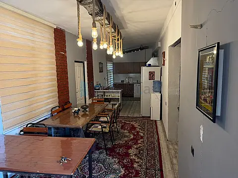 Satılır 6 otaqlı həyət evi 200 m²