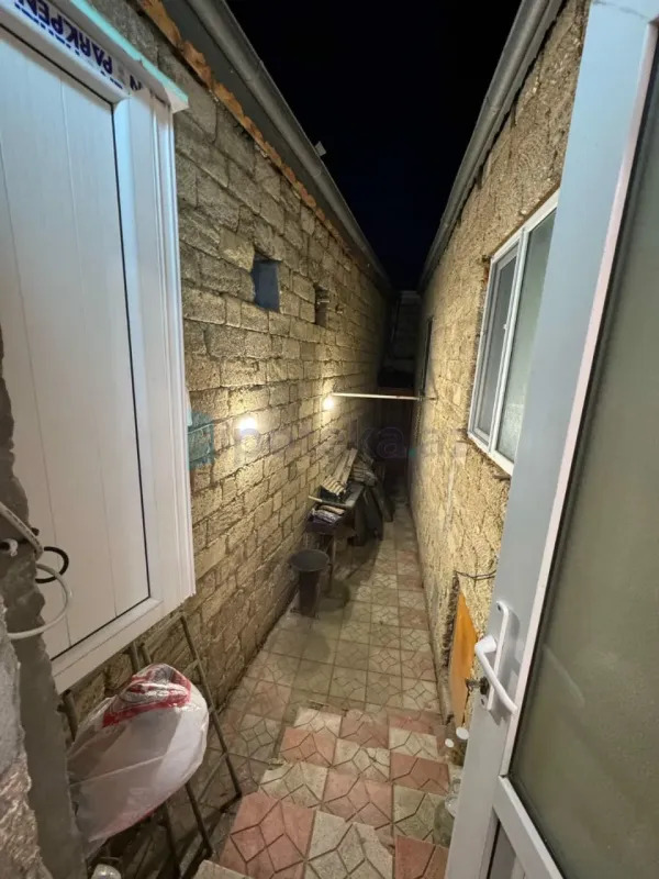 Satılır 5 otaqlı həyət evi 132 m²