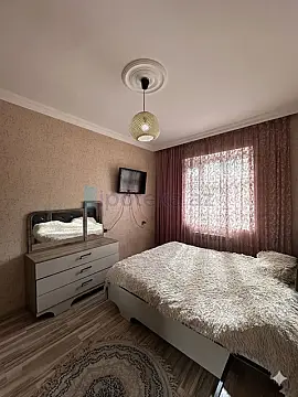 Satılır 3 otaqlı köhnə tikili 68 m²