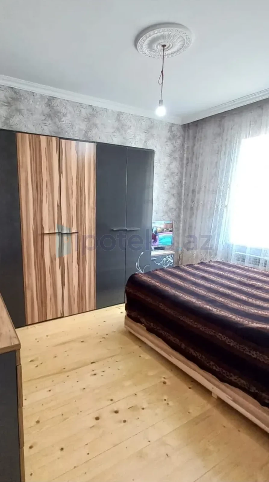 Satılır 6 otaqlı həyət evi 200 m²