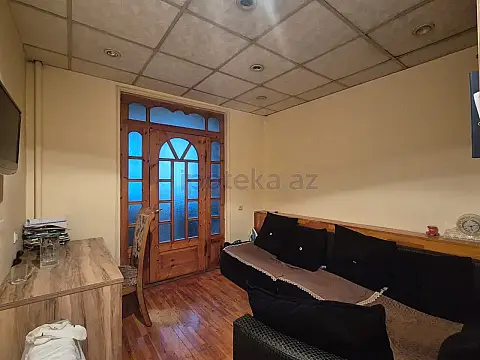 Satılır 3 otaqlı köhnə tikili 60 m²