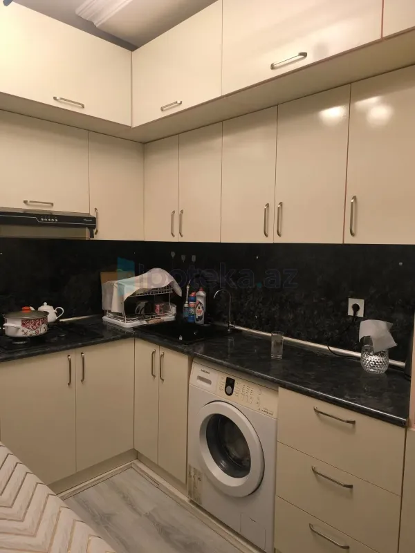 Satılır 2 otaqlı yeni tikili 90 m²