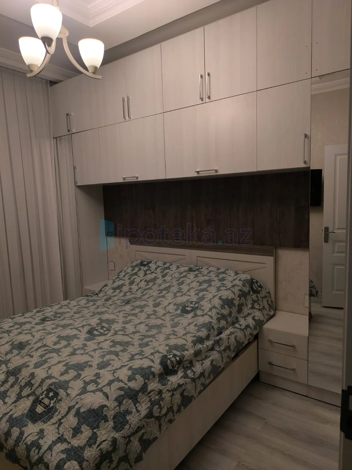 Satılır 2 otaqlı yeni tikili 90 m²