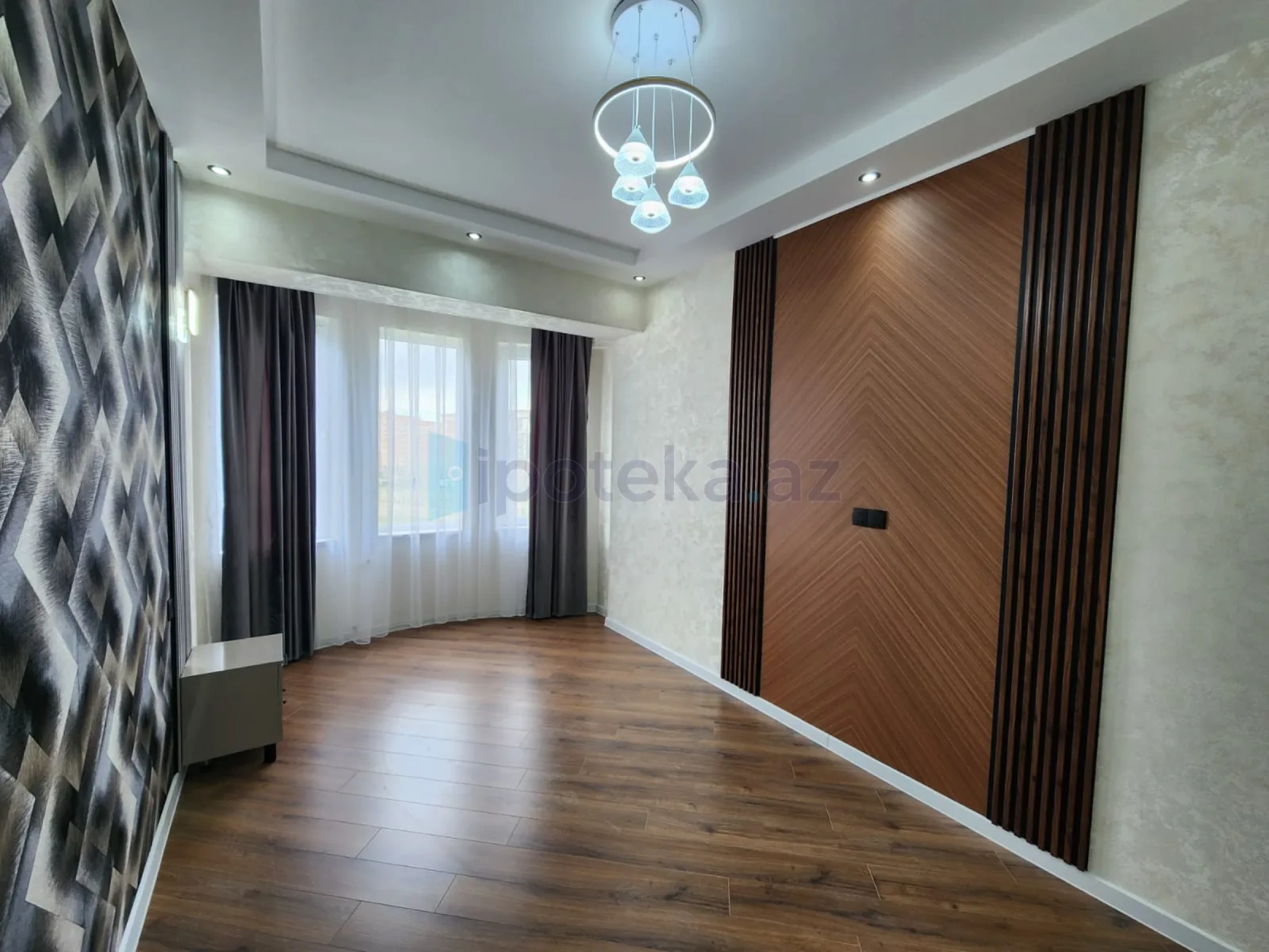 Satılır 3 otaqlı yeni tikili 70 m²