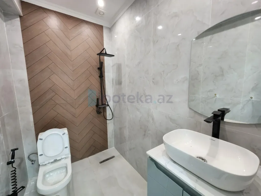 Satılır 3 otaqlı yeni tikili 70 m²