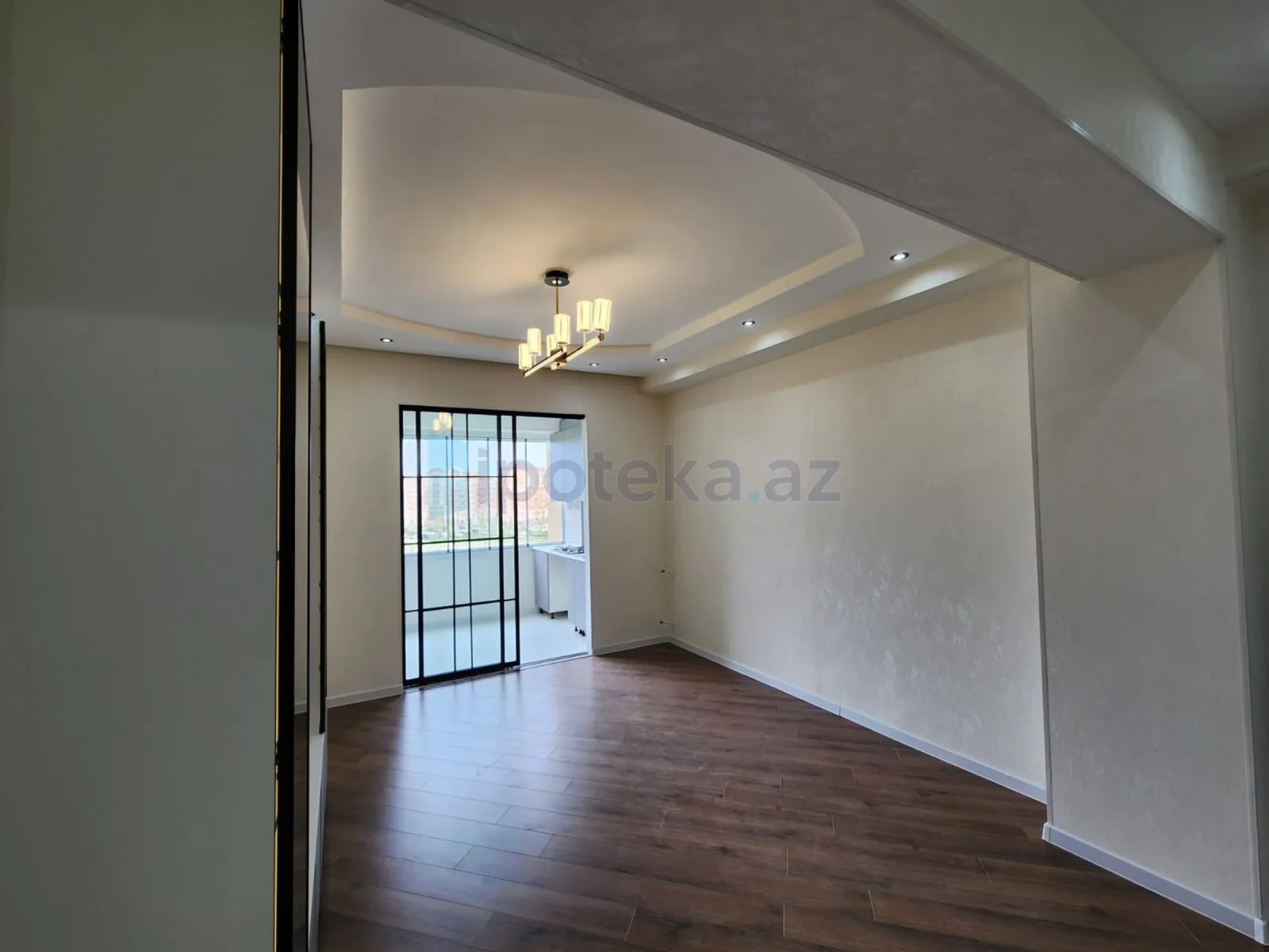 Satılır 3 otaqlı yeni tikili 70 m²