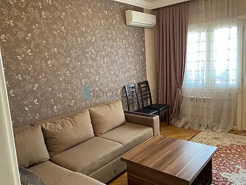 Satılır 3 otaqlı köhnə tikili 75 m² — Bakı, Nizami 3 otaq 75.00 m²
