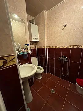 Satılır 1 otaqlı köhnə tikili 32 m²